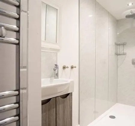 Casa vacanze Approach House - 30 Steps From - Luxury House - Kids Slide And Chill-out - Amazing Location - Garden Filey