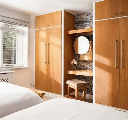 Casa de Férias Approach House - 30 Steps From - Luxury House - Kids Slide And Chill-out - Amazing Location - Garden Filey