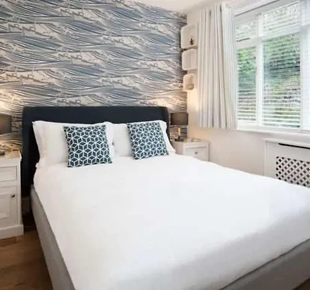 度假居 Approach House - 30 Steps From - Luxury House - Kids Slide And Chill-out - Amazing Location - Garden *